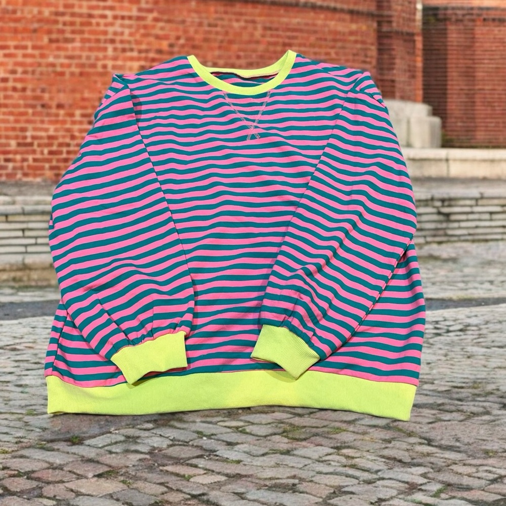 NEW Oversized Striped Top (M) TRENDING
